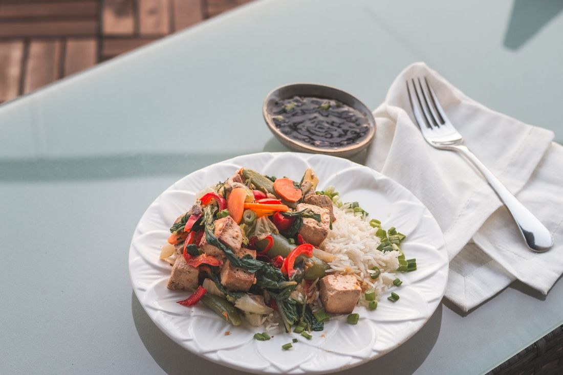 Đĩa món chay nhiều rau